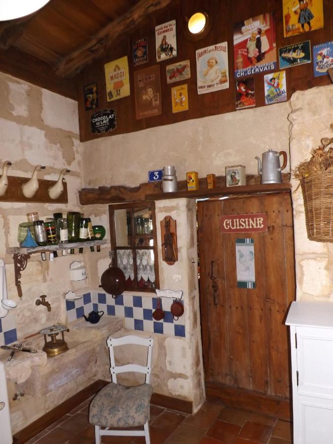 La Girondine Bed & Breakfast Galgon ภายนอก รูปภาพ